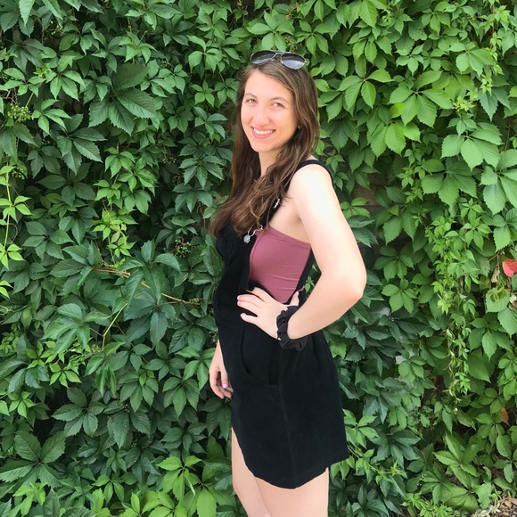 Meet your Posher, Rachel - Picture 1 of 1